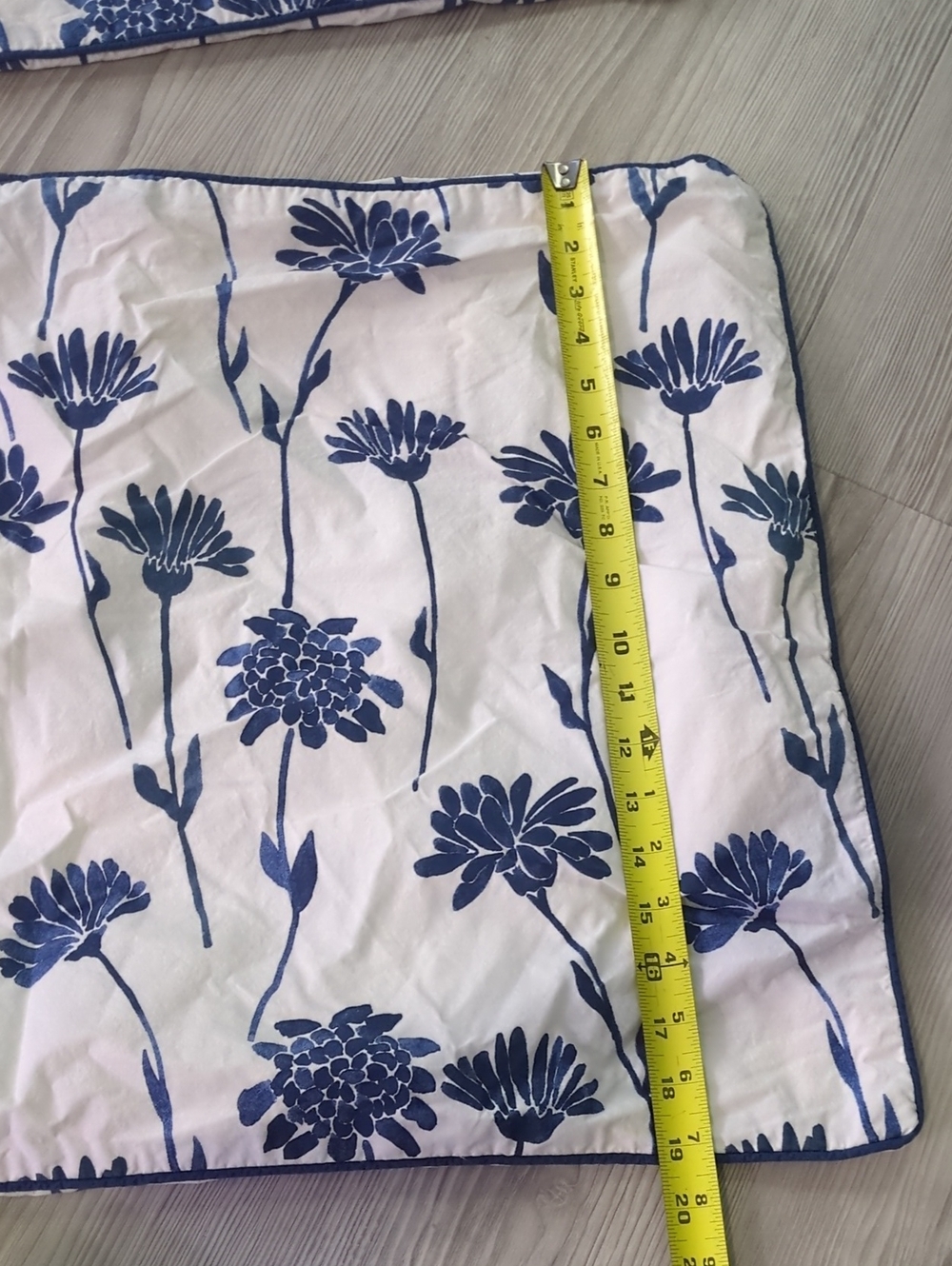 IKEA FINNOXEL Blue White Floral Pillowcases Set of 2 Standard 100% Cotton Cottag - Picture 8 of 10